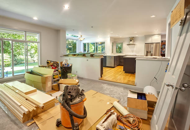 Professional Kitchen Flooring technician working in Glenview, KY